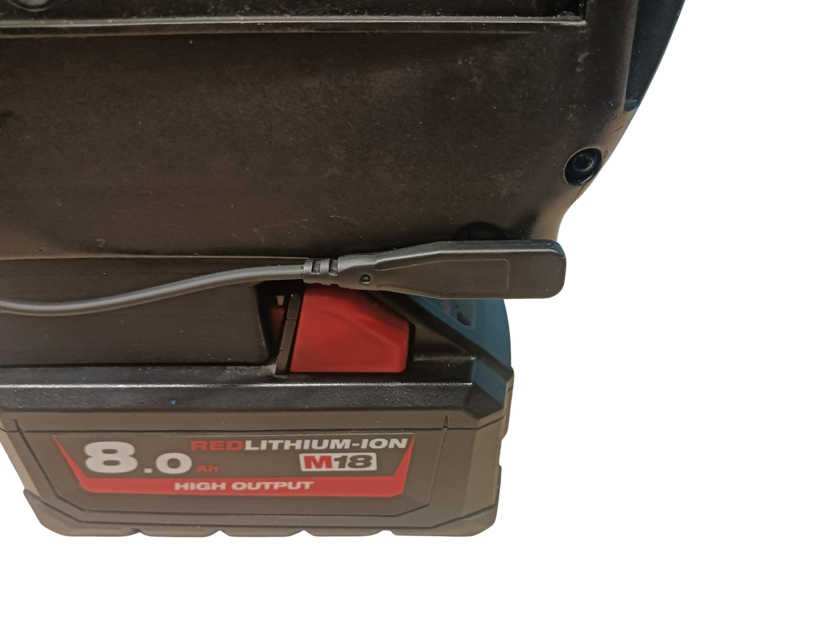 Ultimate Milwaukee® M18 compatible Speedglas Adflo battery adapter v3 – Task Light Ready